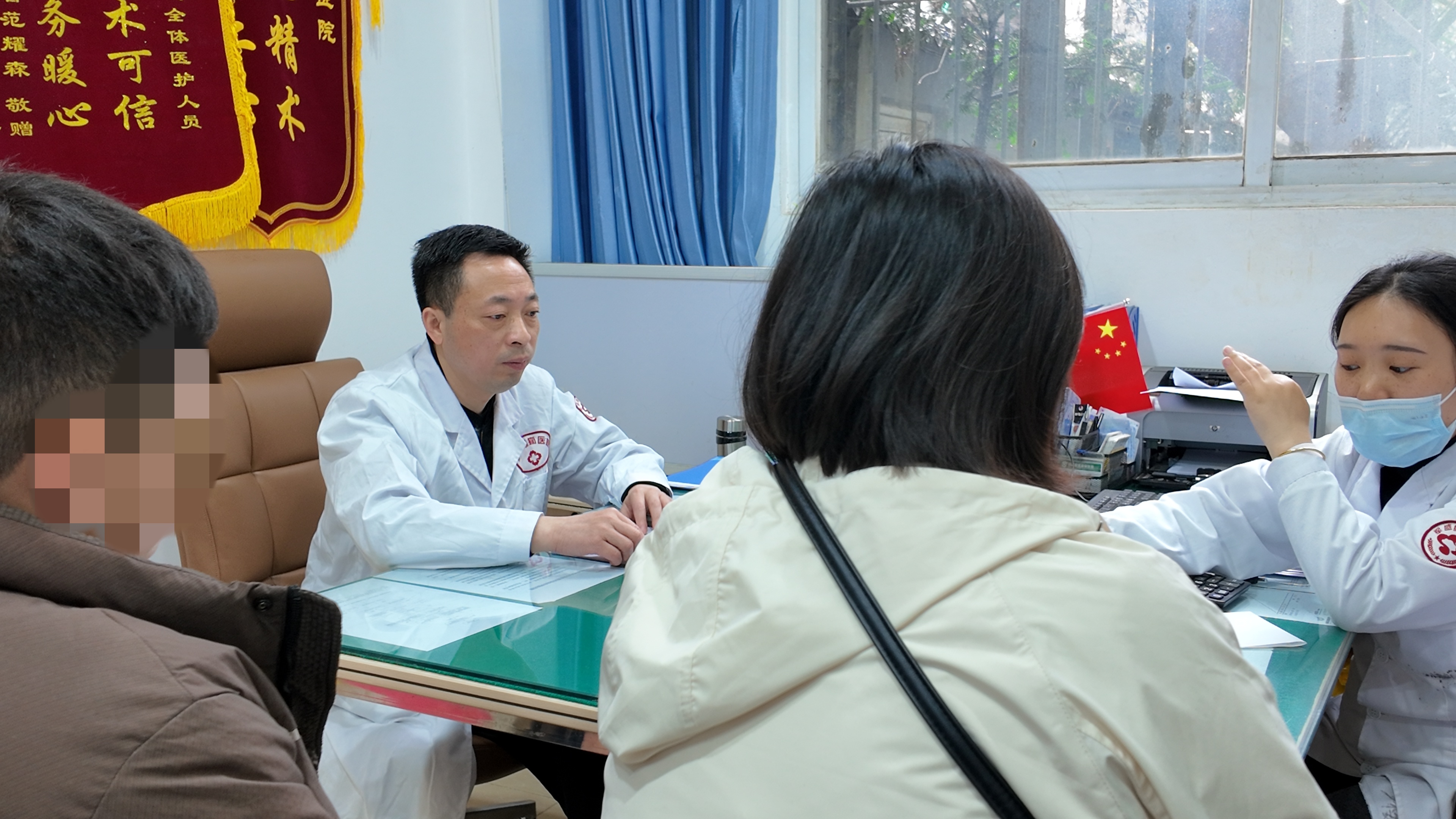 李恩主任依托成都军盛医院2026癫痫诊疗体系6.0守护少儿成长之路