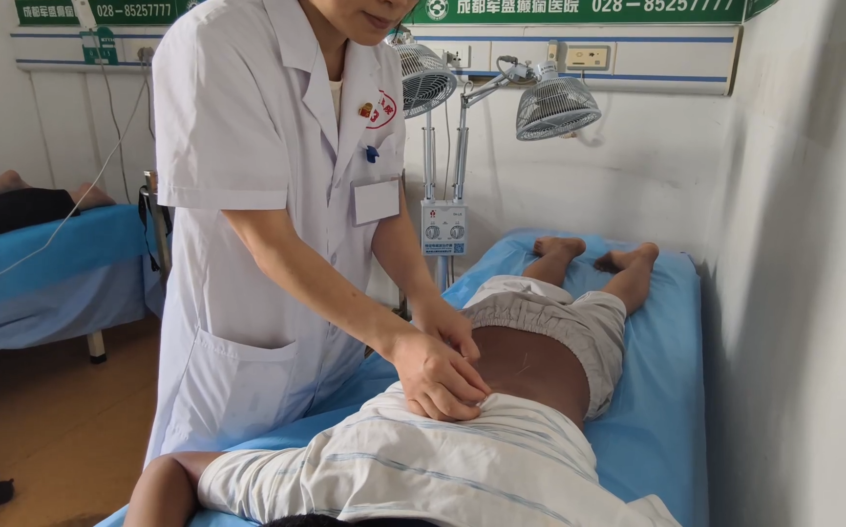 三伏天癫痫频发怎么办？成都军盛医院中西医协同管理方案解析